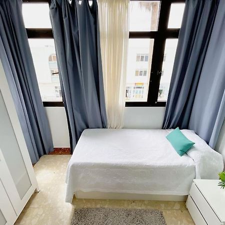 Oceano Azul Luminoso 50 Metros Del Mar En Centro Apartman Corralejo Kültér fotó